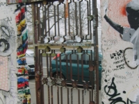 Mur Berliński - furtka na zachodnią stronę