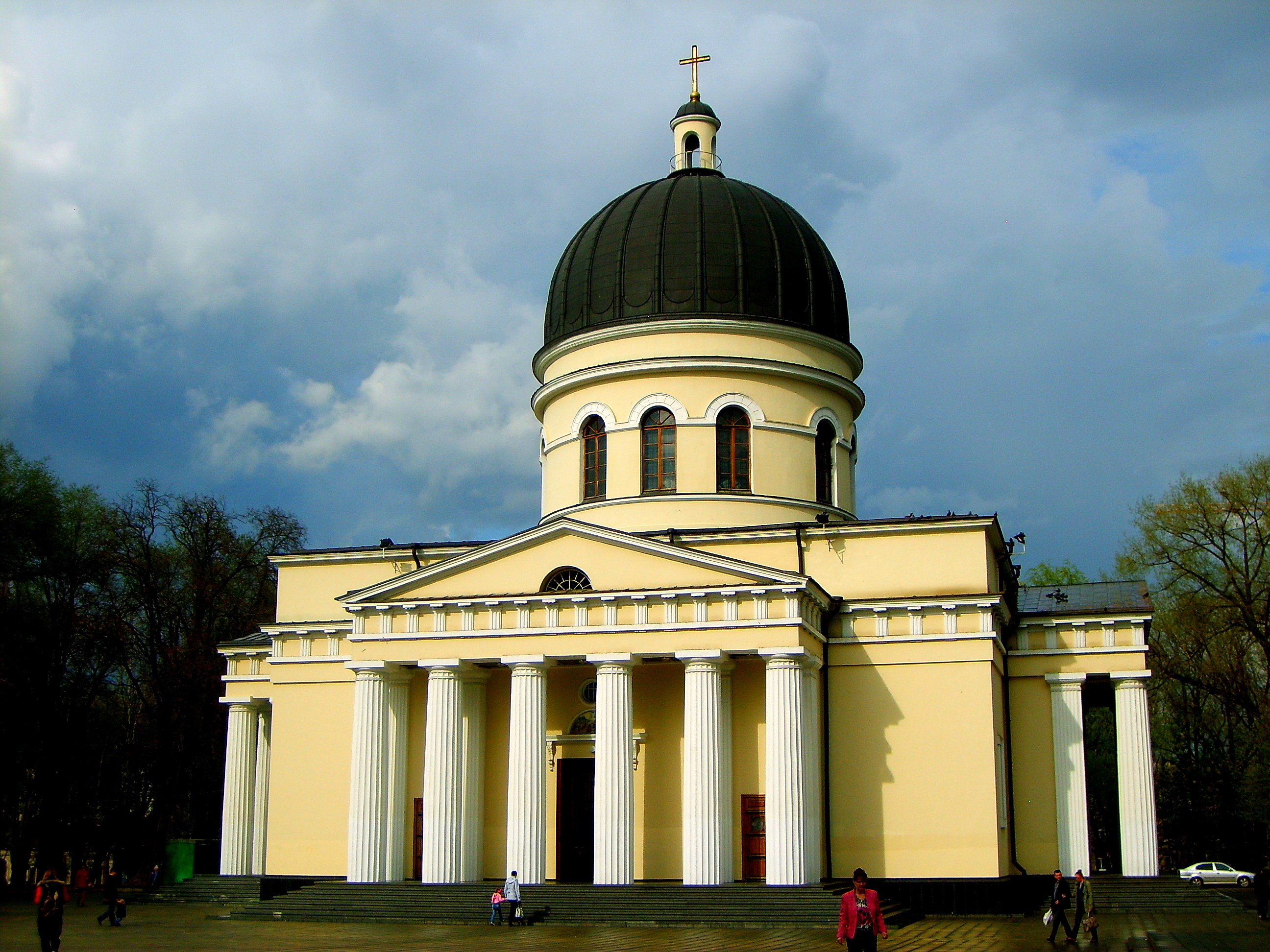 Główna katedra w Kiszyniowie - Mołdawia / The main cathedral in Chisinau - Moldova