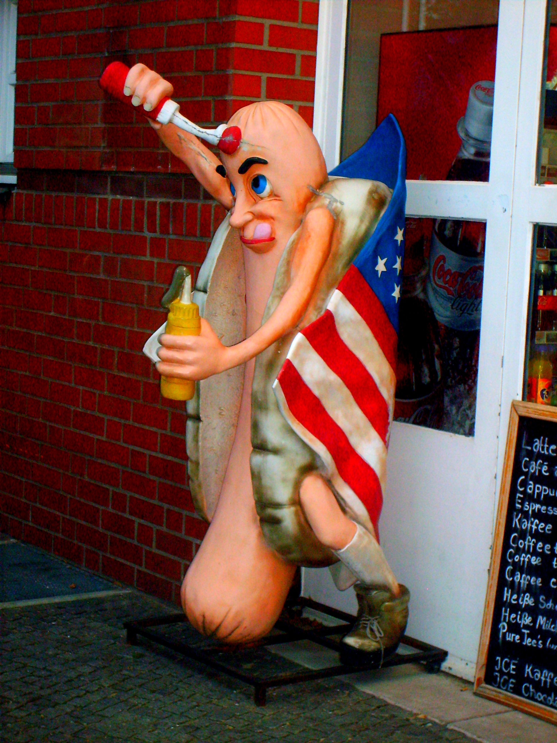 Hot dog amerykański przegrywa z niemieckim Wurstem