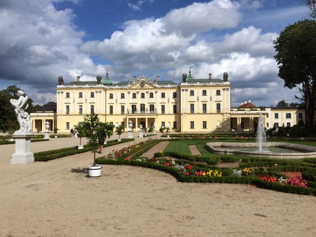 Pałac Branickich w Białymstoku z Aulą Magna - aut. Marta Gawrychowska, Podróże od kuchni